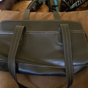 Liz Claiborne black purse like new